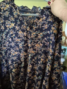 Navy Floral V-Neck Smock Dress